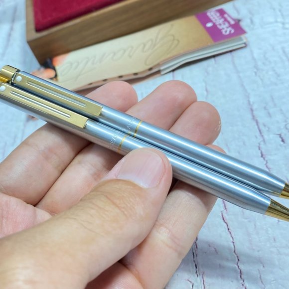 SHEAFFER ball point pen and Mechanical Pencil set in case with original papers, - Picture 3 of 9